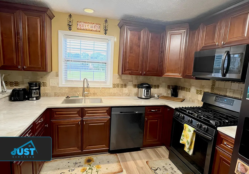 Hardwood vs. LVP: Which Flooring Is Right for You?